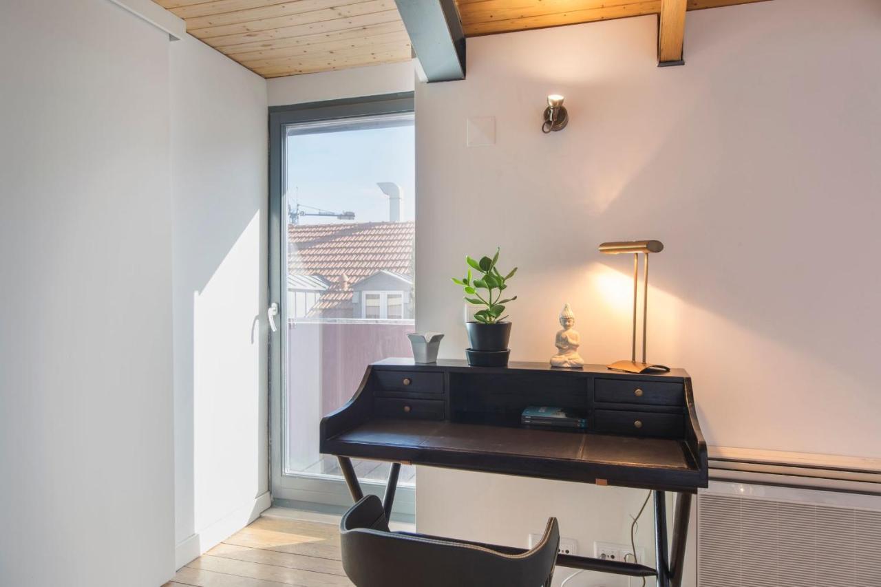 Bairro Alto Stunning Flat With Balcony By Lovelystay Lisboa Ngoại thất bức ảnh