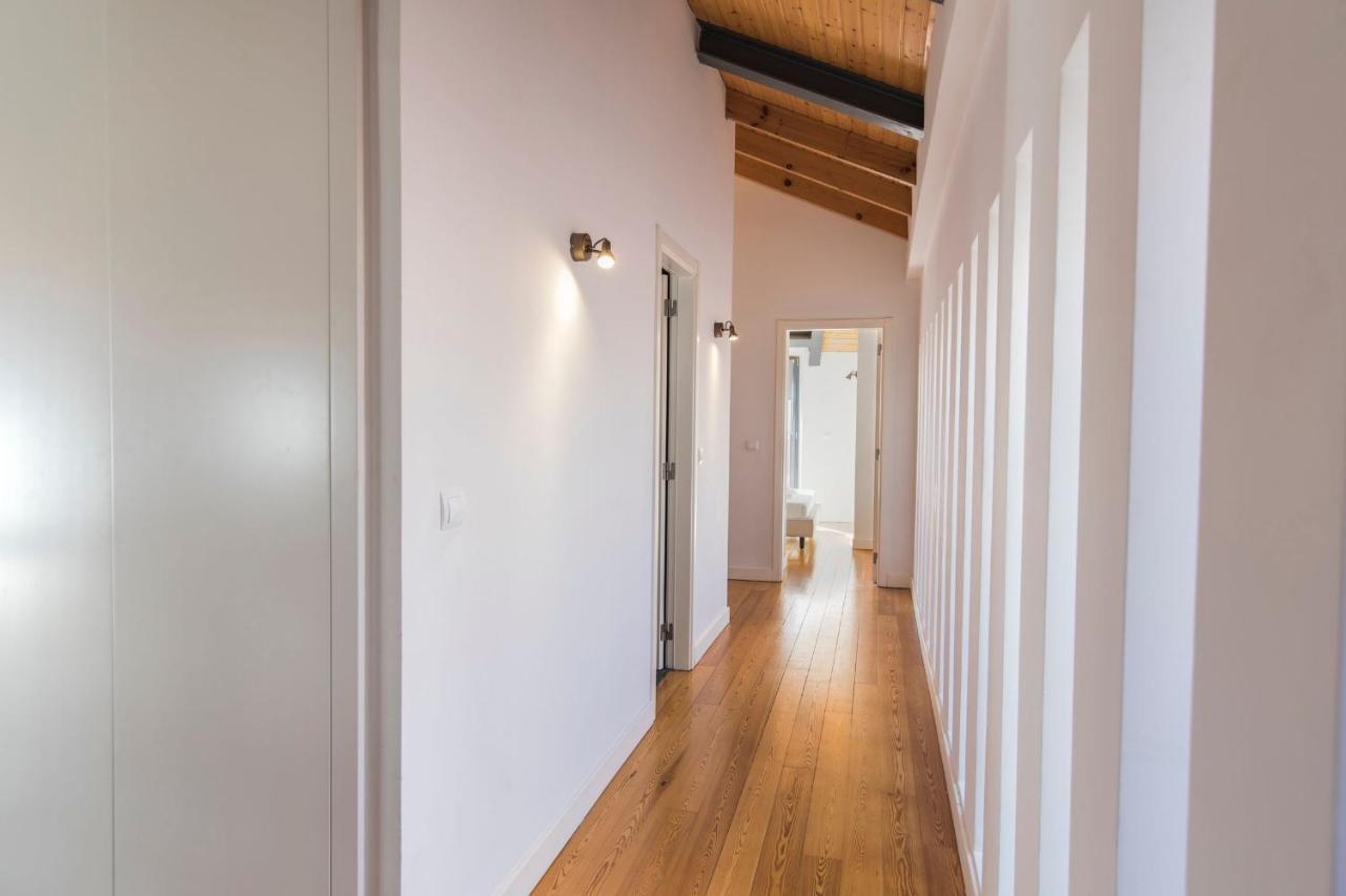 Bairro Alto Stunning Flat With Balcony By Lovelystay Lisboa Ngoại thất bức ảnh