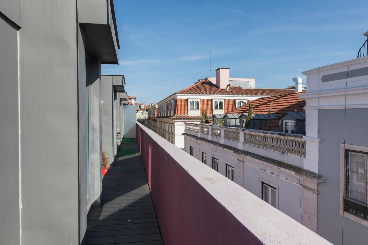Bairro Alto Stunning Flat With Balcony By Lovelystay Lisboa Ngoại thất bức ảnh