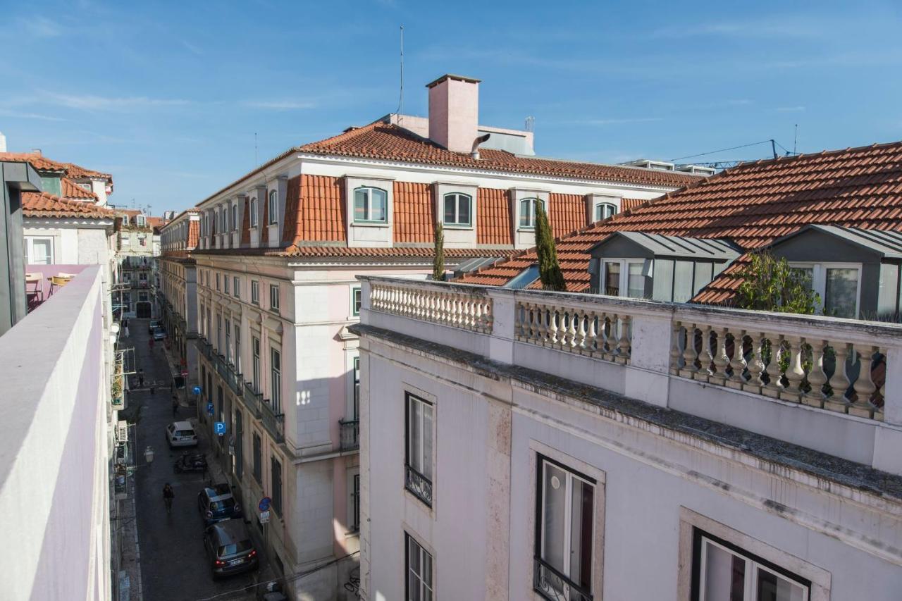 Bairro Alto Stunning Flat With Balcony By Lovelystay Lisboa Ngoại thất bức ảnh